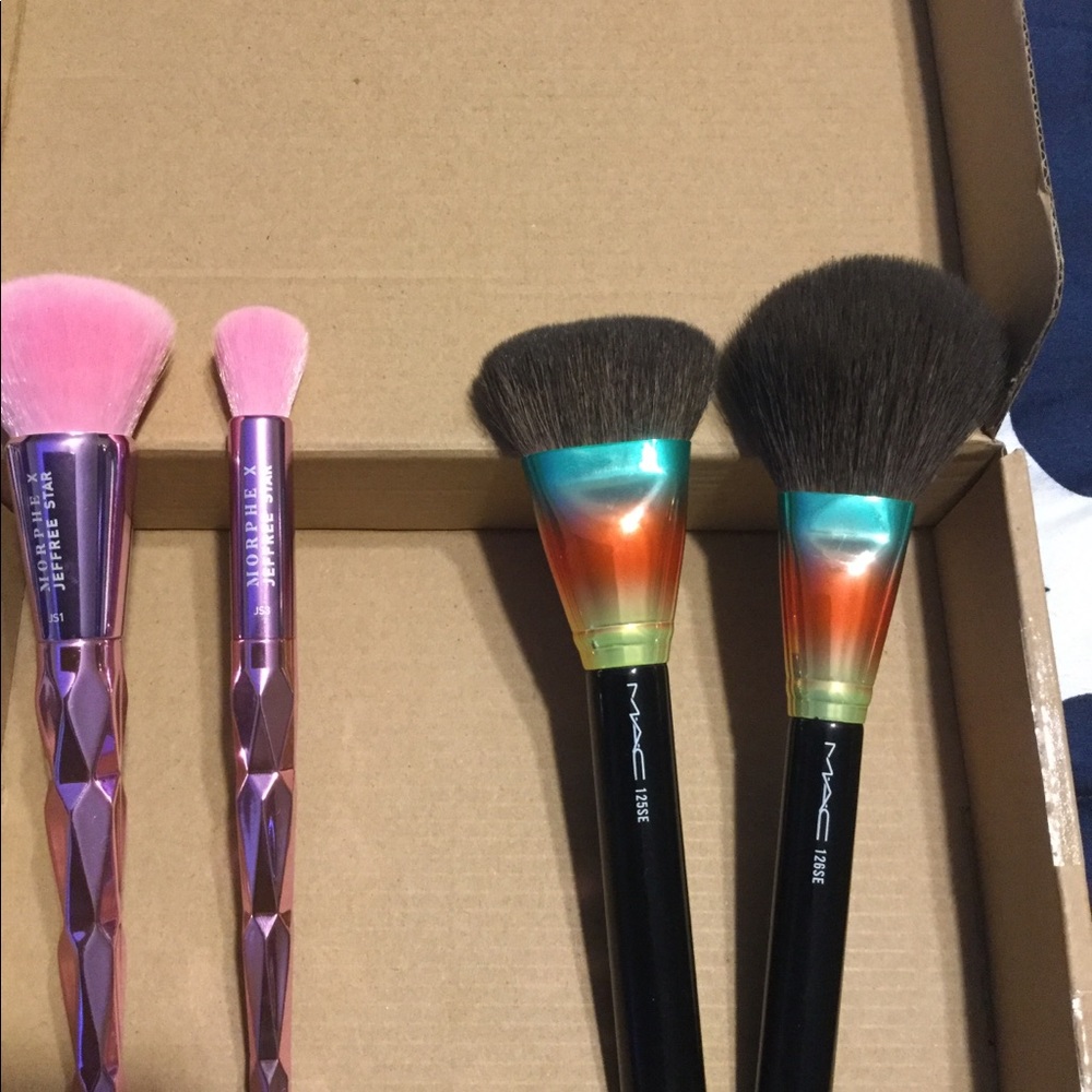 Mac and Morphe Make up Burshes